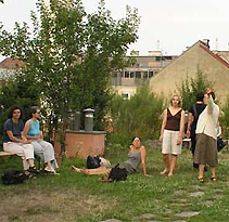 https://www.frauenwohnprojekt.info/media/galerie/2003/exkursionen/09.jpg