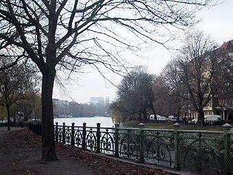 https://www.frauenwohnprojekt.info/media/galerie/2004/berlin/81.jpg