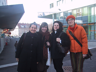 https://www.frauenwohnprojekt.info/media/galerie/2006/verhandlungsbeginn/verhandlungen2006.jpg